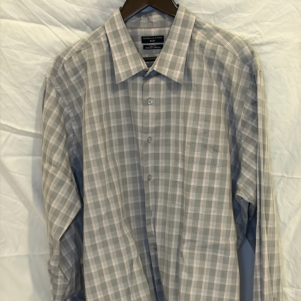 Men's Classic Gray Plaid Button-Down Shirt